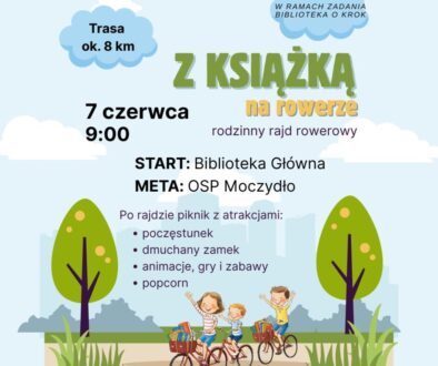 z książką na rowerze (Post na Instagram)