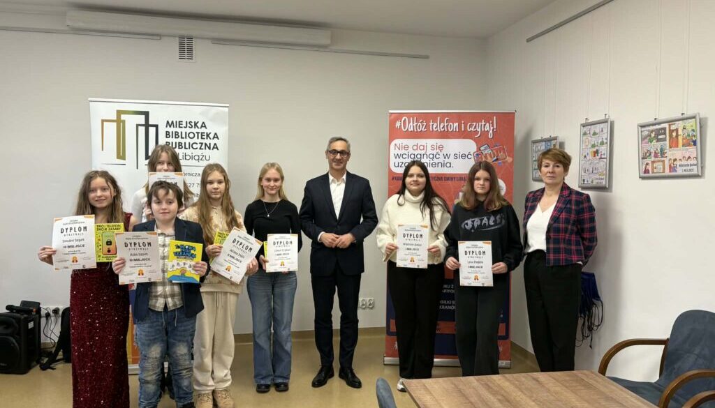 d9347599-2778-4617-8ef9-6932782d1948